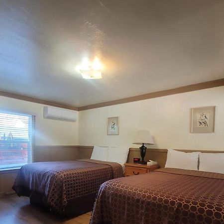 Kernville Inn Eksteriør billede